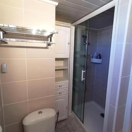 Le Cocon Bleu Superbe T2 Tout Confort Proche Golf Plages Aqualand Et Ile Des Loisirs 1 Place Parking Privative Апартаменти Агд